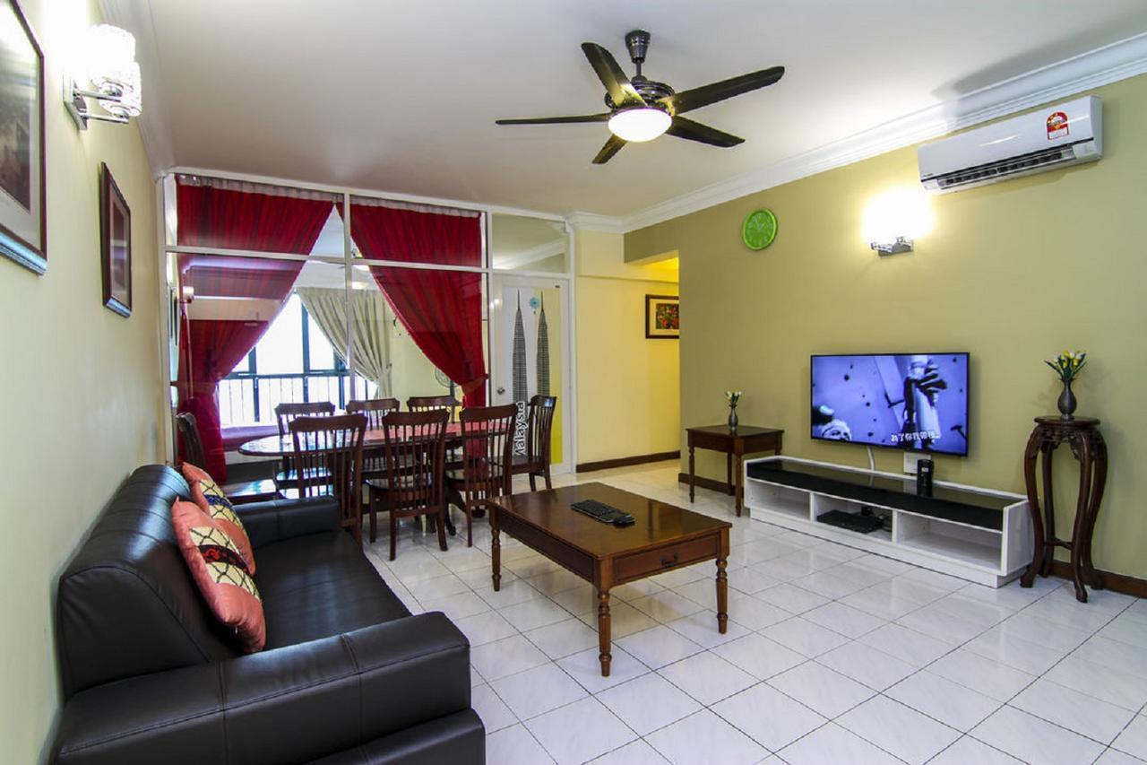 Pwtc Bistari Service Apartment Куала Лумпур Стая снимка